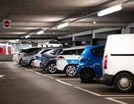 חניה מקורה District 11