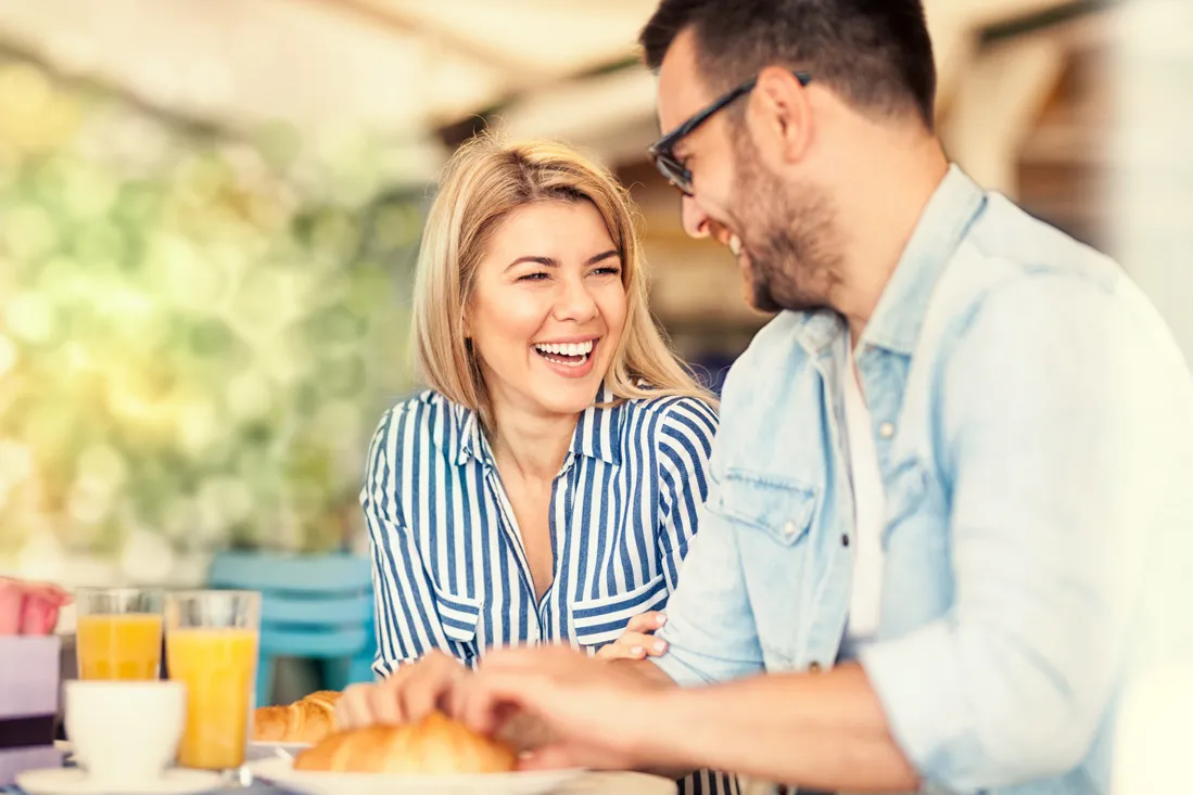 חנויות ומסעדות Riviera 60