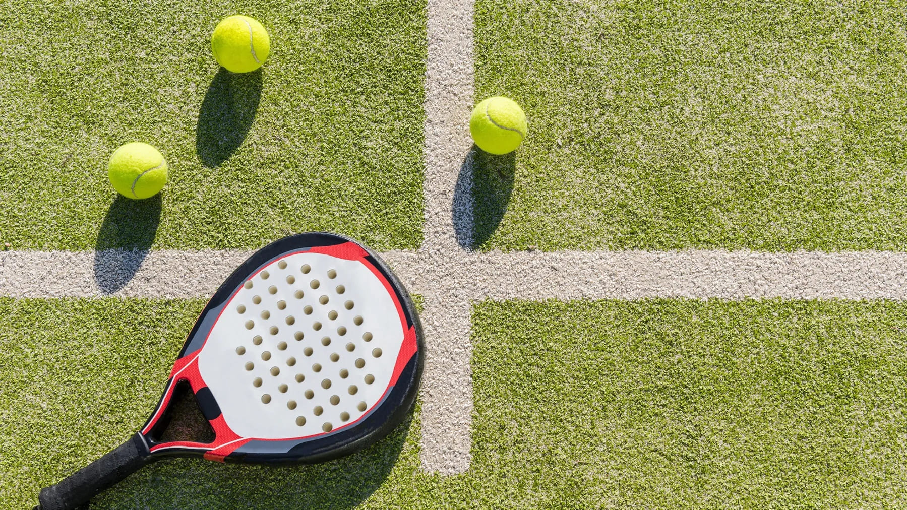 פאדל קורט Tonino Lamborghini Residences